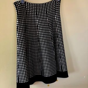 Women’s knit skirt